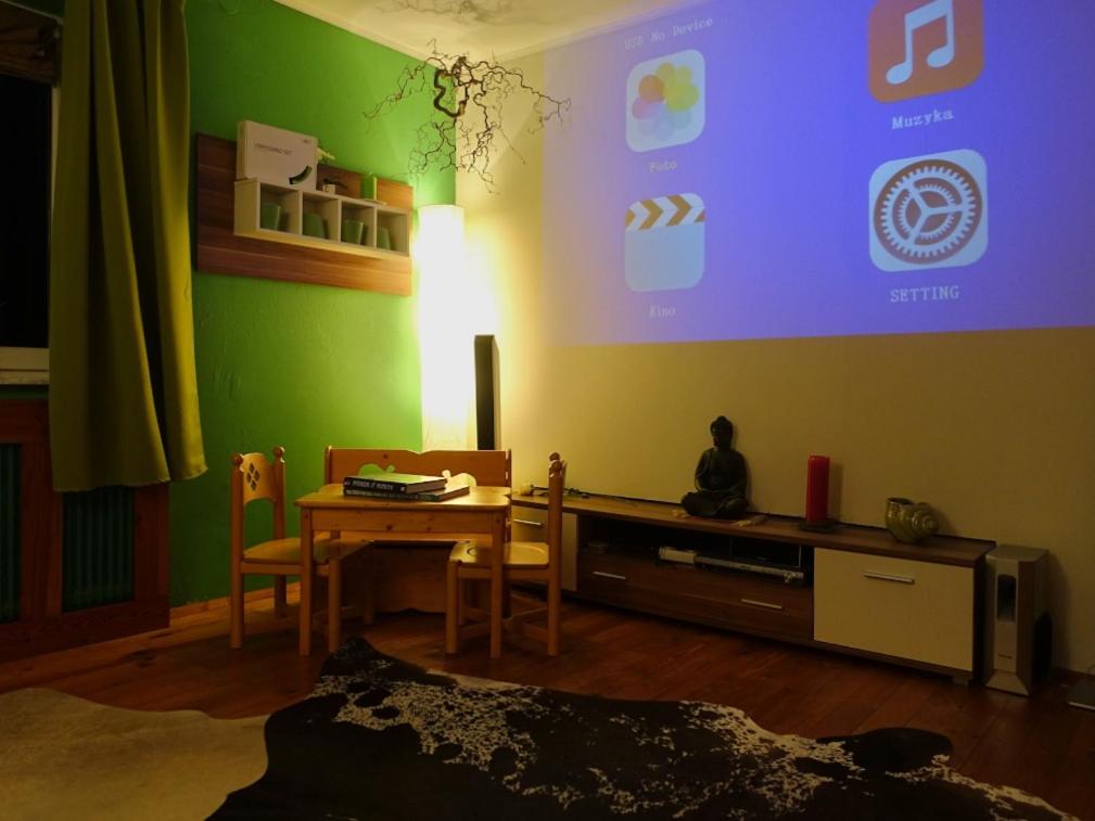 TV a/nebo společenská místnost v ubytování Ferienwohnung Xandl