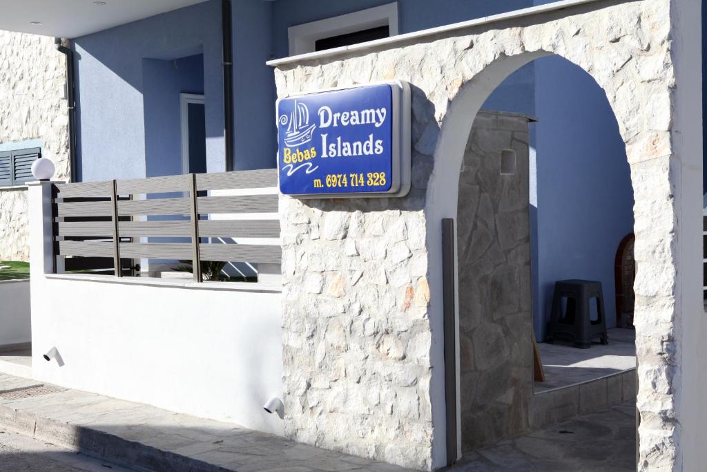 Certifikát, hodnocení, plakát nebo jiný dokument vystavený v ubytování Bebas Apartments Nea Karvali