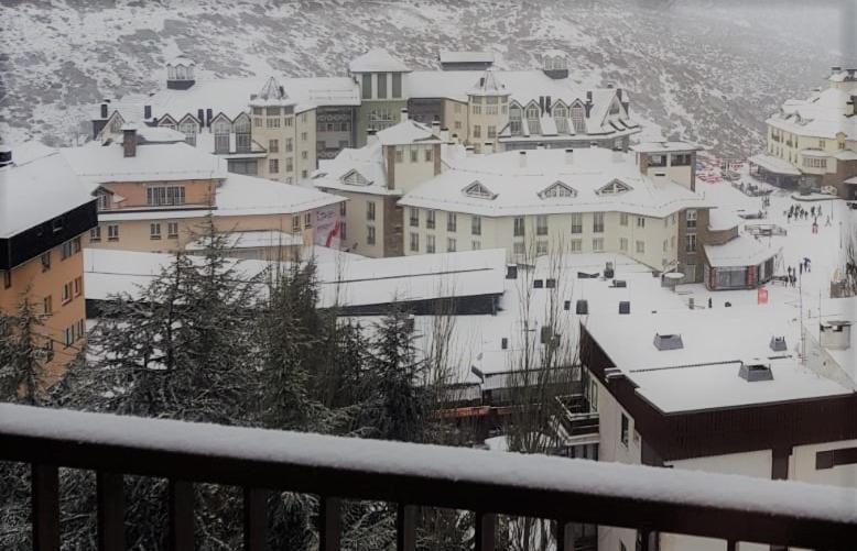 Obiekt TODOSIERRANEVADA ZONA BAJA - EDIFICIO ATLAS - VISTAS A LA MONTANA - Junto a los Telecabinas zimą