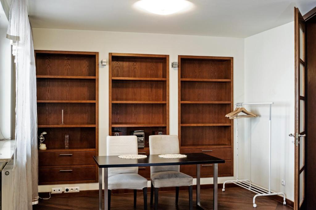 Kuchyňa alebo kuchynka v ubytovaní Szucha Apartments