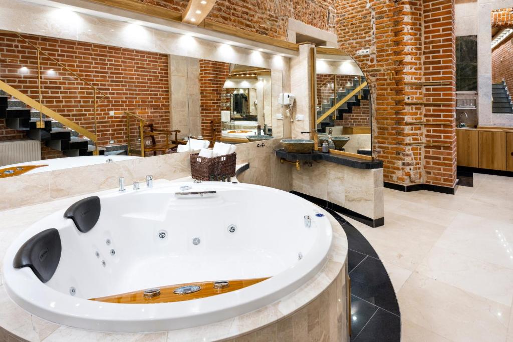 Aparthotel Stare Miasto - Resim 19