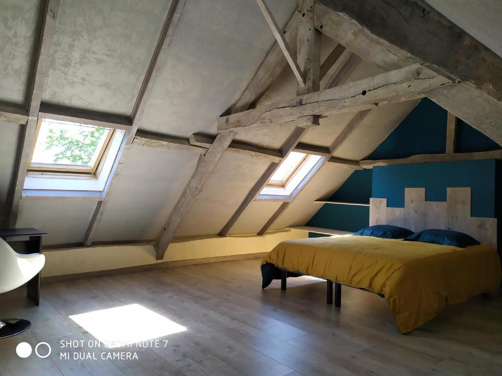 Au bout de la marais - Housity