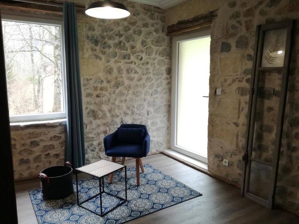 Posezení v ubytování L'Echevine en vercors
