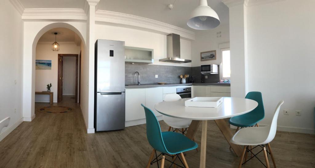 A kitchen or kitchenette at Casa Capricho