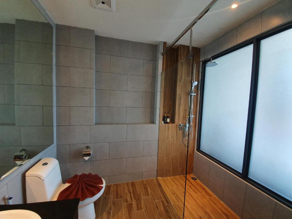 Atom Phuket Hotel - 7