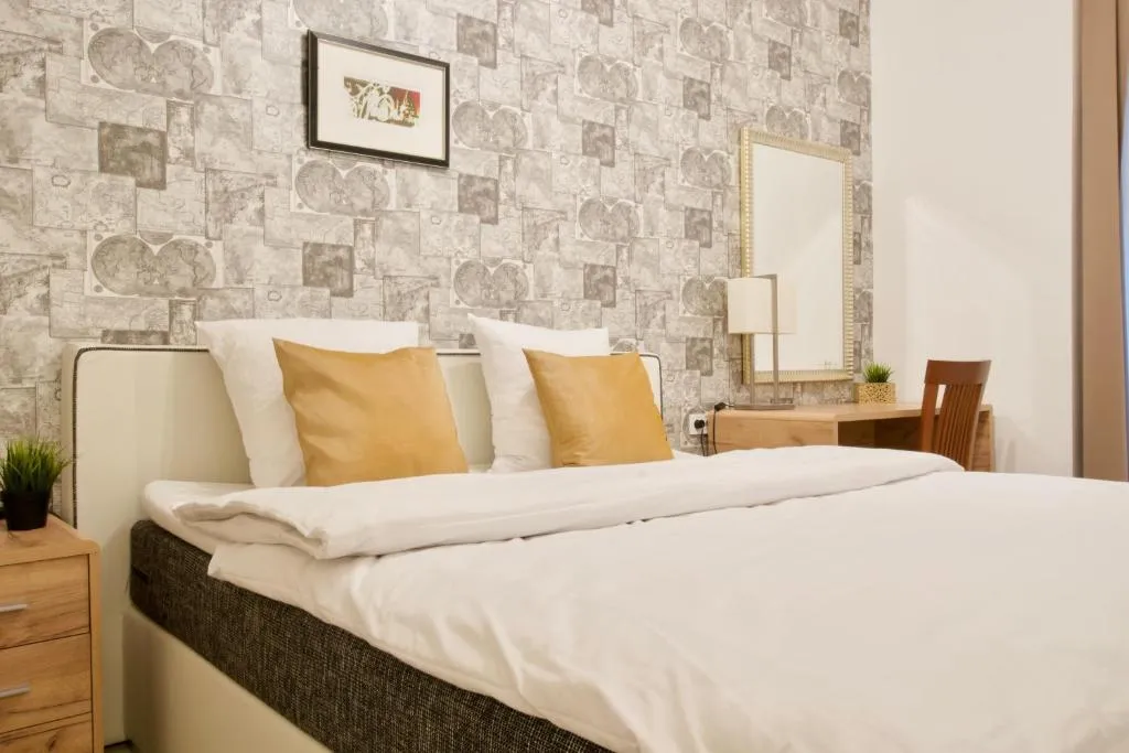Premium Apartments by Hi5 - Elegant Suites, Budapest, Hungary