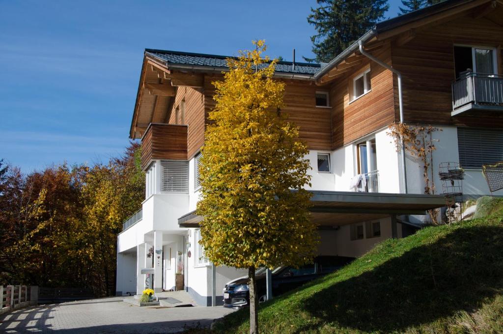 The building in which Az apartmant is located