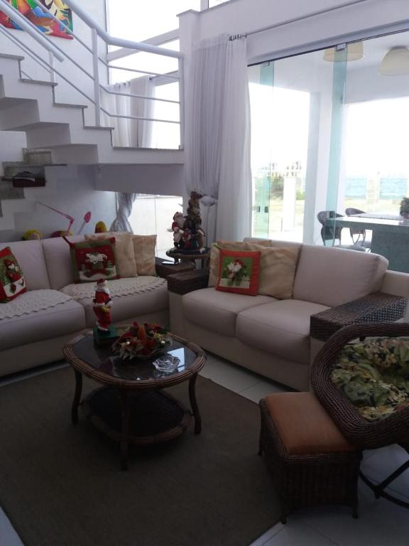  CASA DE VIDRO PERFEITA A 25 METROS DA PRAIA