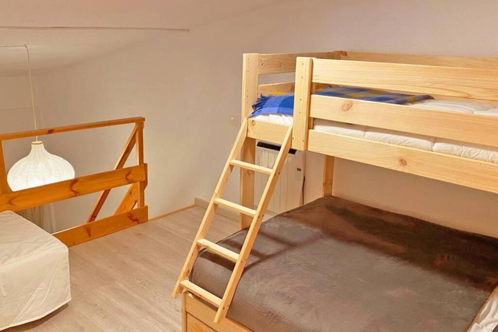 Zdjęcie z galerii obiektu Dúplex acogedor con vistas y Garaje opcional w mieście Sierra Nevada
