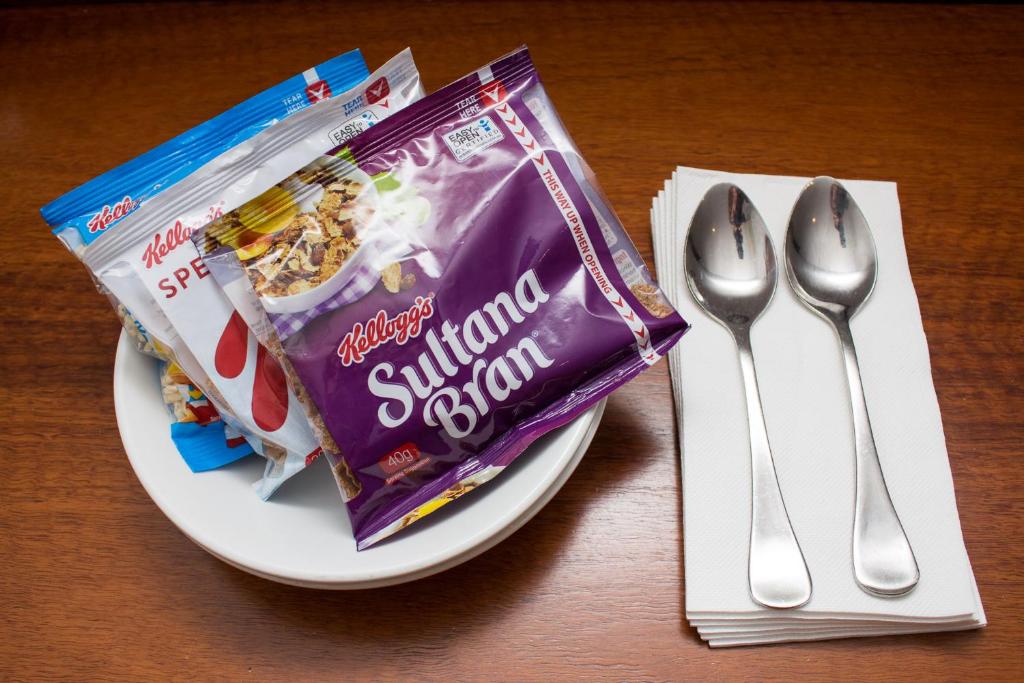 Highlander Hotel Bar Kitchen Rooftop - Resim 20