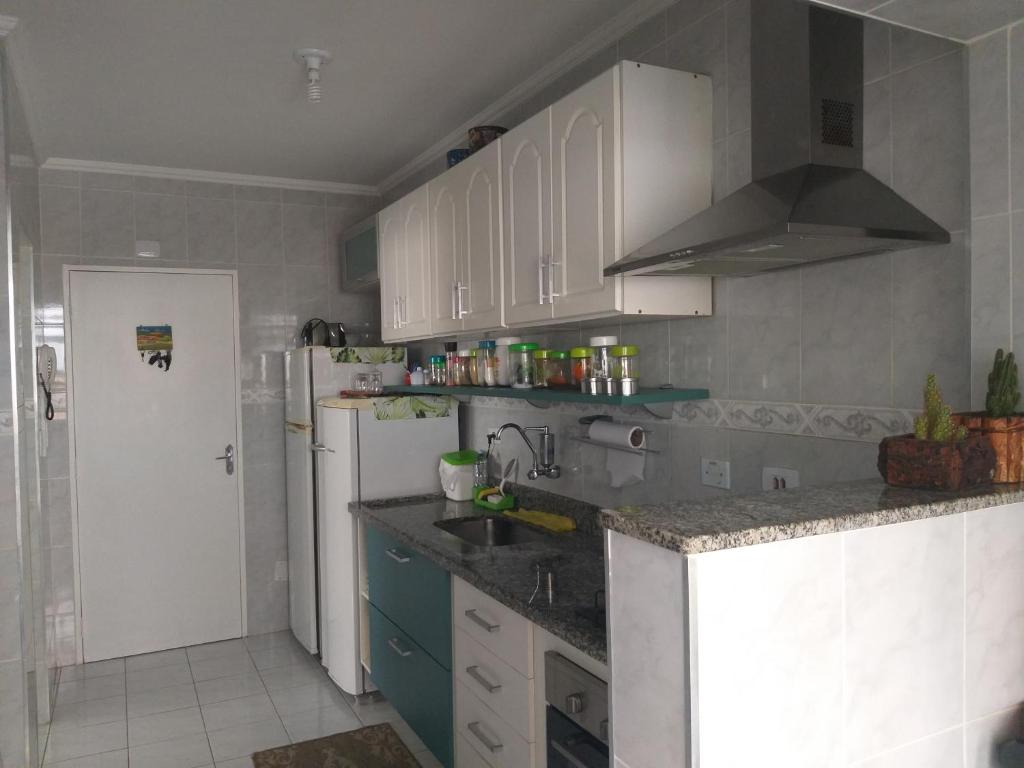 Apartamento Temporada no Guarujá