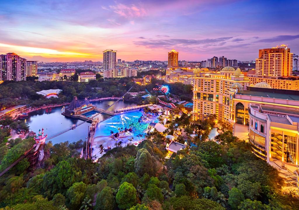 Bazén v ubytování Sunway Lagoon Hotel , formerly Sunway Clio Hotel nebo v jeho okolí