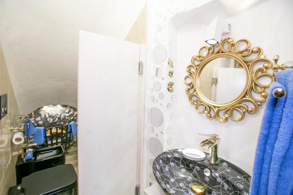 Koupelna v ubytování ROUTE 66 SPA