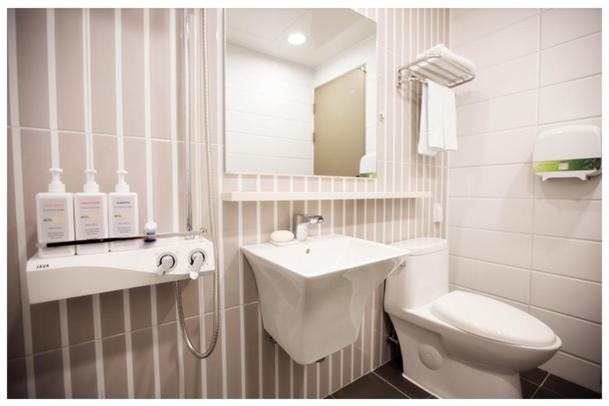 Koupelna v ubytování Gguljam Hotel