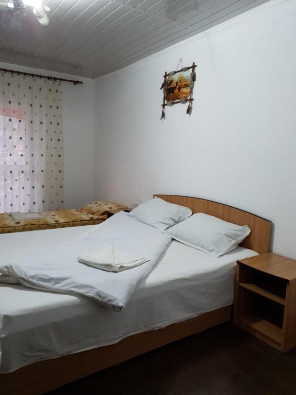 Pensiunea Lucica - Chambre Simple