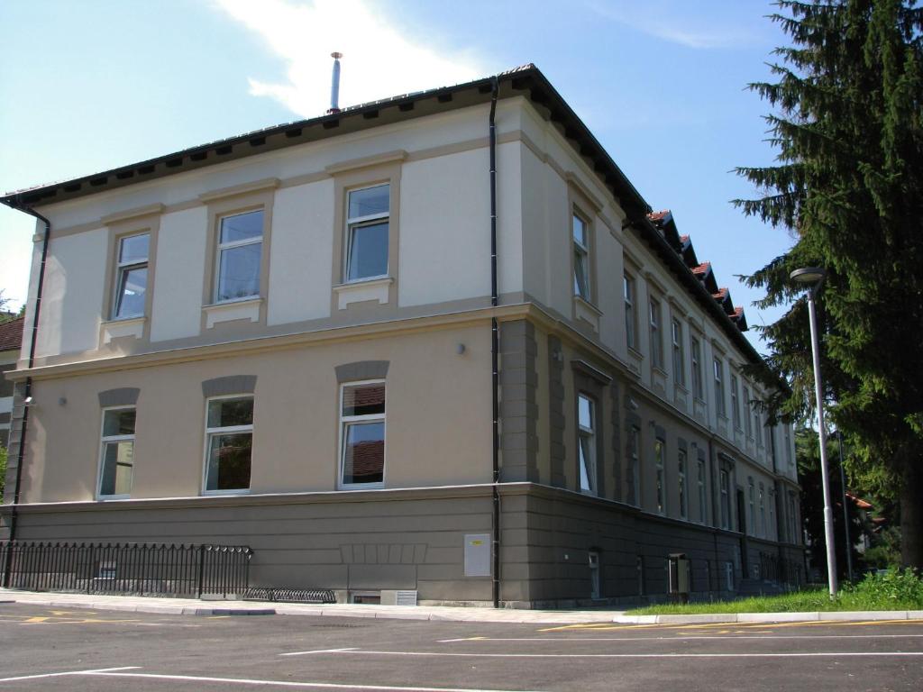 Budova, kde se hostel nachází