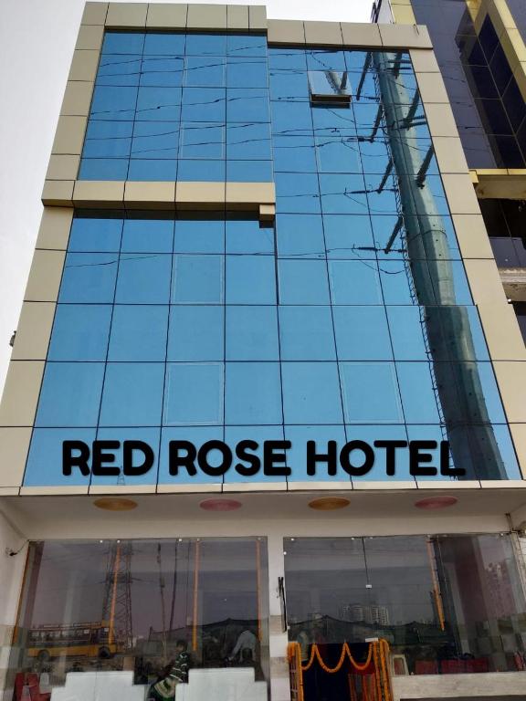 Red rose hotel، غازي آباد – أحدث أسعار 2024