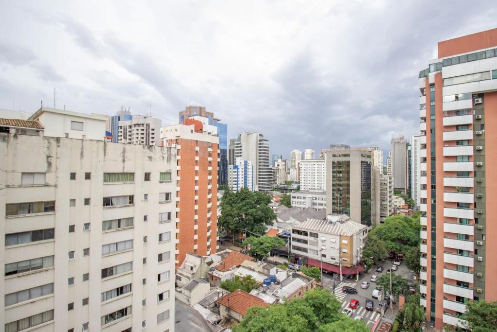  VC111 Clean e aconchegante com AC no Itaim Bibi