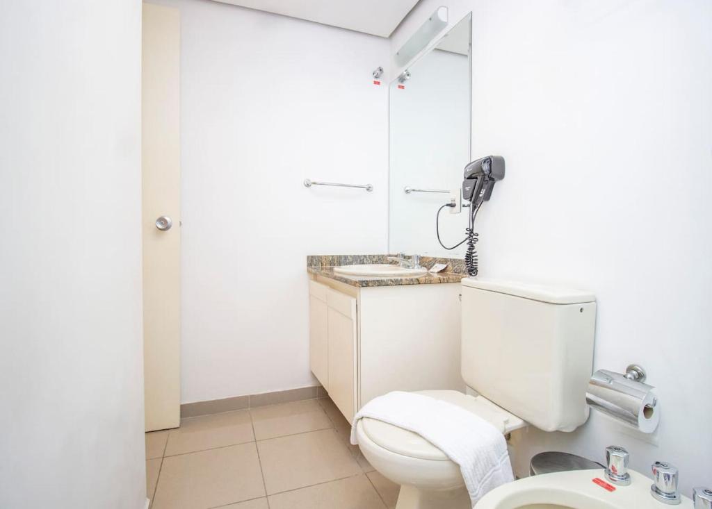  VC111 Clean e aconchegante com AC no Itaim Bibi