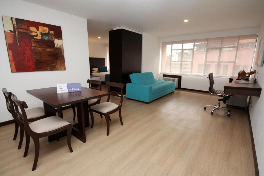 Posezení v ubytování Hotel Dann Cali