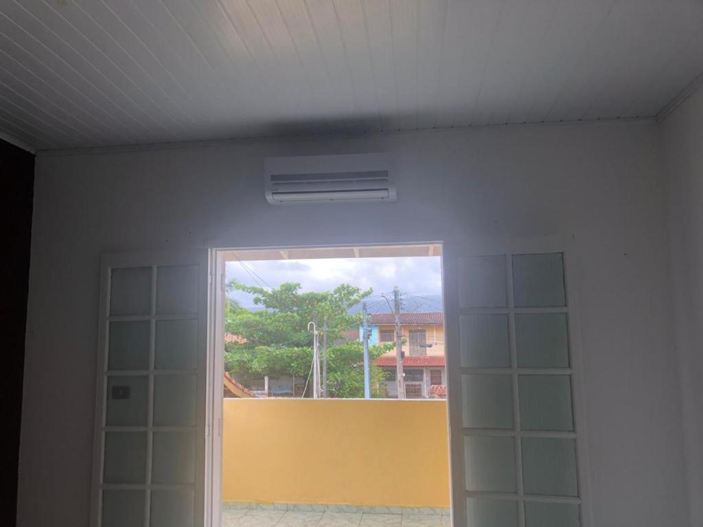  SOBRADO TOP EM CARAGUATATUBA
