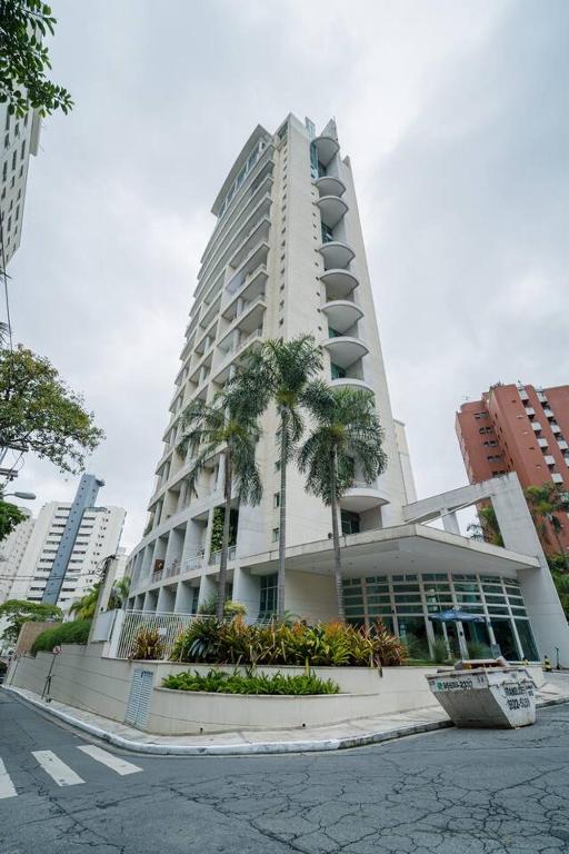  BU202 Duplex amplo e encantador em Moema
