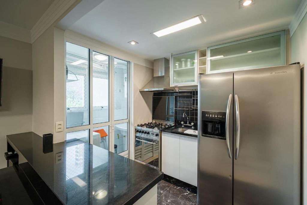  BU202 Duplex amplo e encantador em Moema