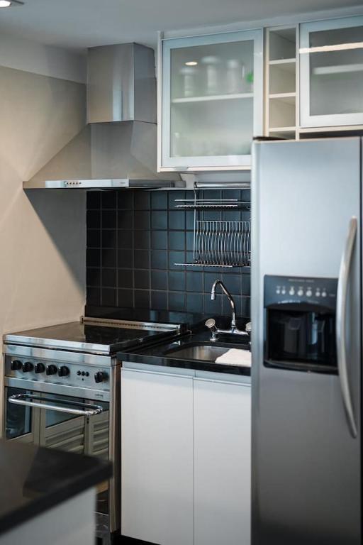  BU202 Duplex amplo e encantador em Moema