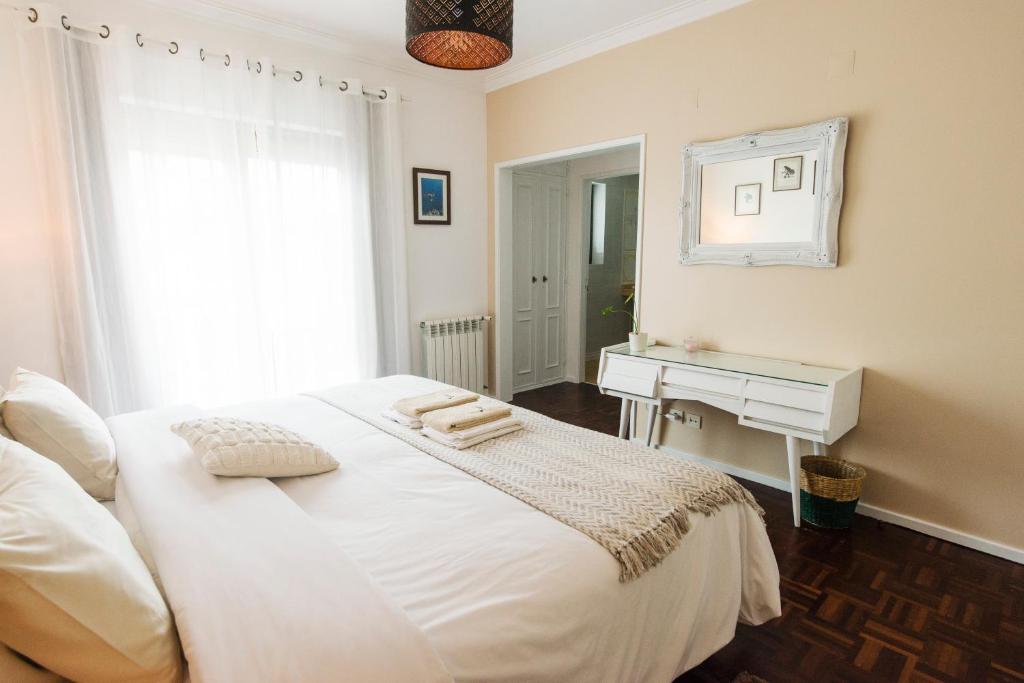 Laneez Ericeira Surf House - 17