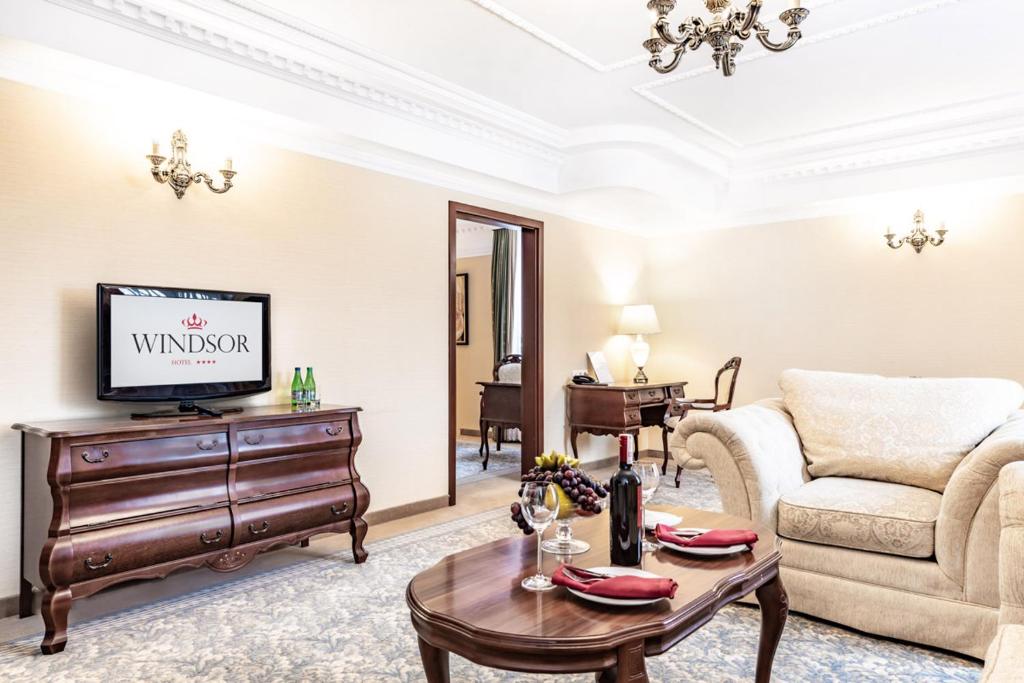 Posezení v ubytování Hotel Windsor w Jachrance