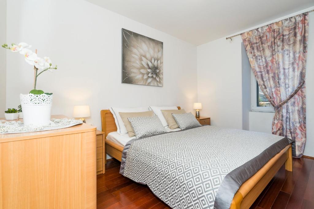 Posteľ alebo postele v izbe v ubytovaní Apartment in OLD TOWN with CITY VIEW