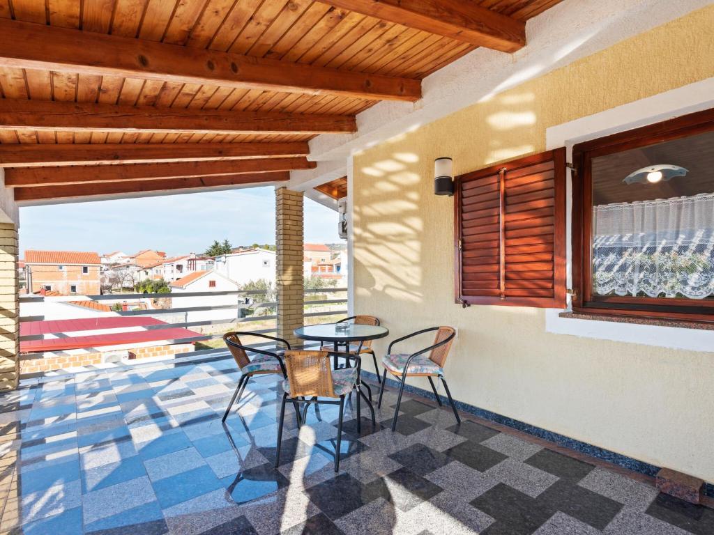 Balkón nebo terasa v ubytování Holiday Home in Jasenice near Maslenica Beach