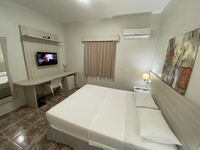  Ideal Praia Hotel