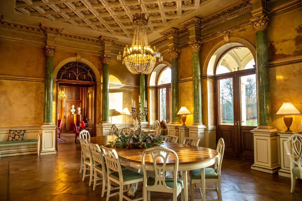 Posezení v ubytování Fuglsang Herregaard Hotel