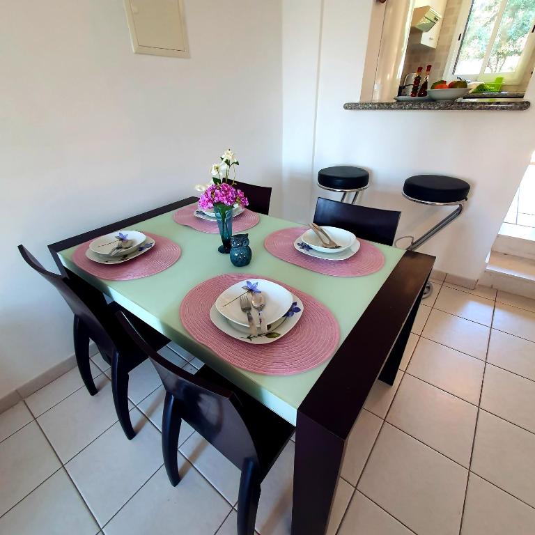 Fotografie z fotogalerie ubytování Owls Nest Townhouse v destinaci Paphos City