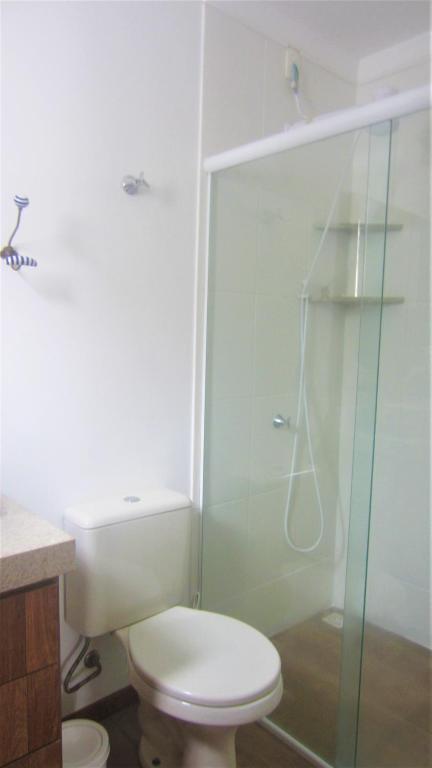  Apartamento no bairro de Mariscal a 300 metros praia do Canto Grande