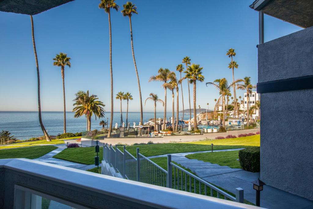 SeaCrest Oceanfront Hotel photo