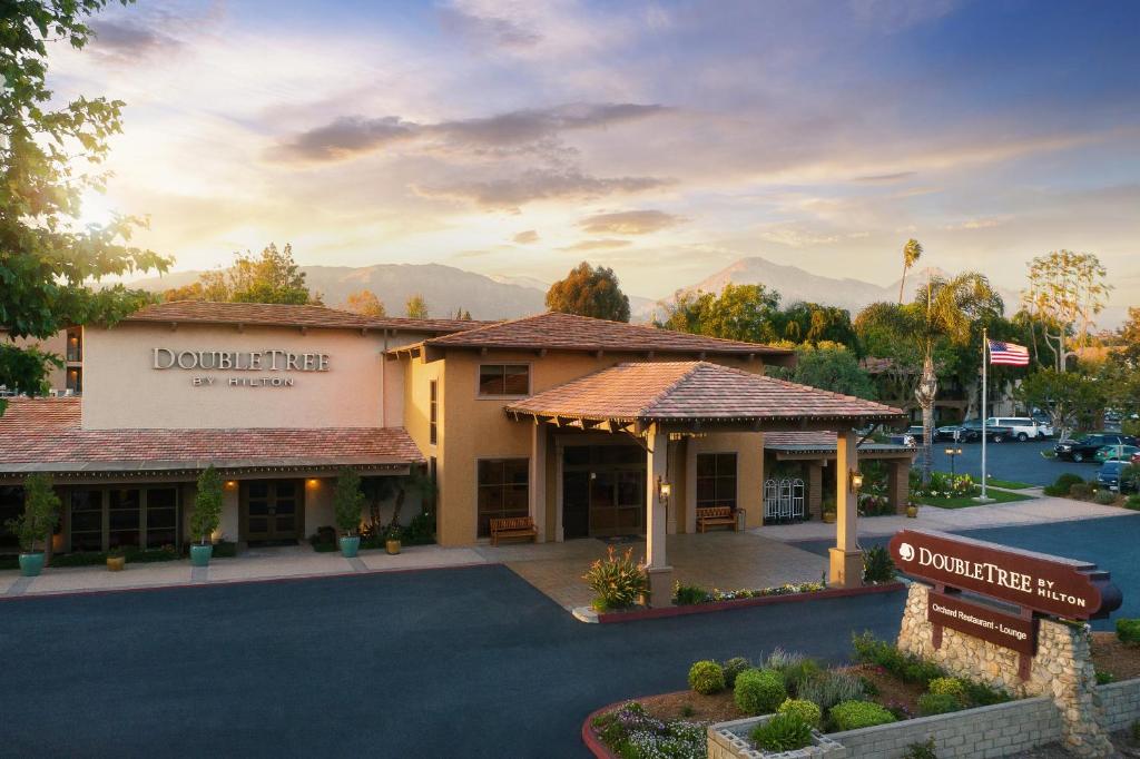Claremont – Photos 4