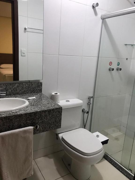 Koupelna v ubytování Hotel Moura
