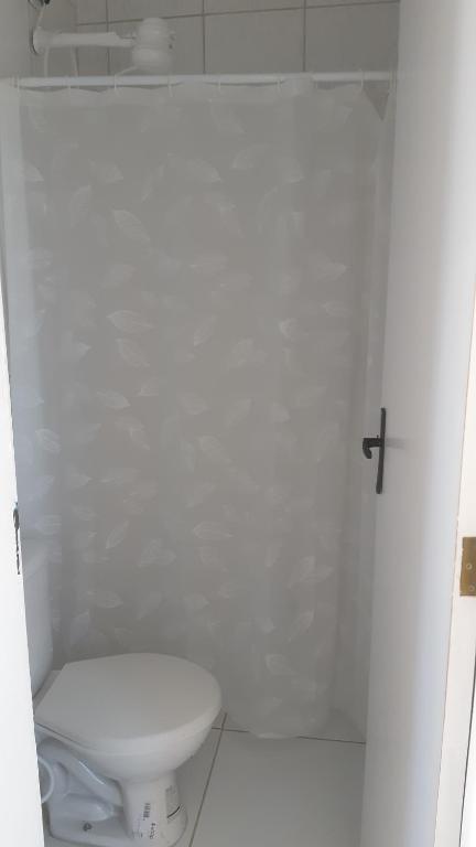 Lindo quarto e sala vista mar e piscina