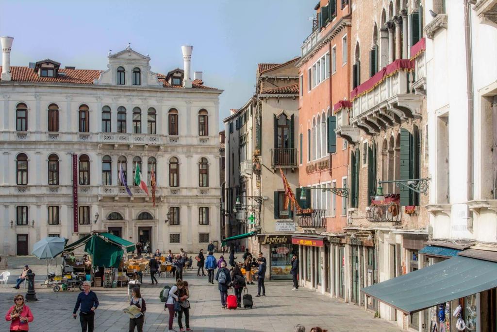 Palazzo Vitturi 3*