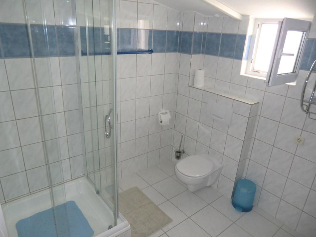 Kúpeľňa v ubytovaní Ferien Haus Evita auf Insel Vir - Wohnung I