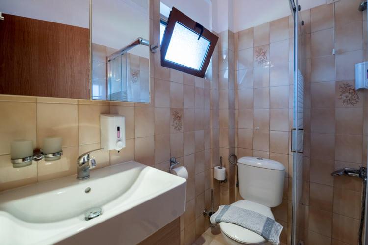 Koupelna v ubytování Katerina Hotel