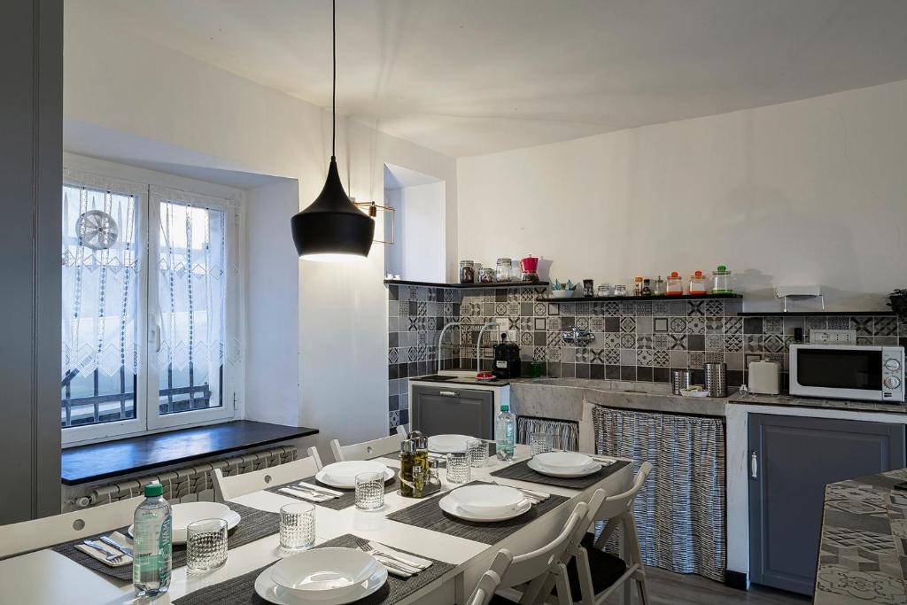 A kitchen or kitchenette at Sapore di Sale by Wonderful Italy