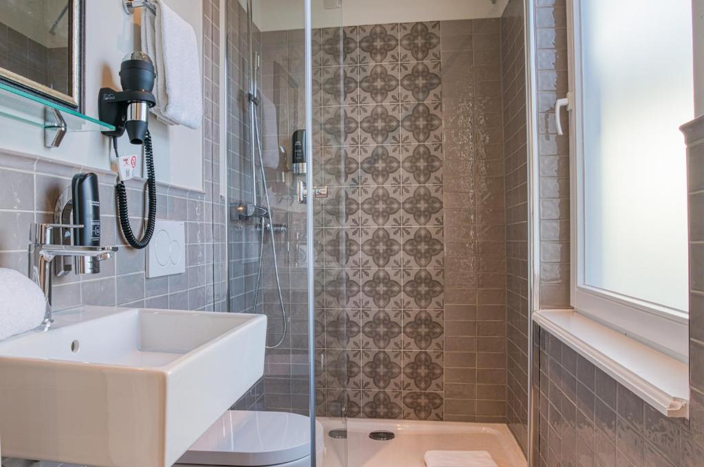 Boutique 53 & 56 Hamburg City, Trademark Collection by Wyndham - Resim 12