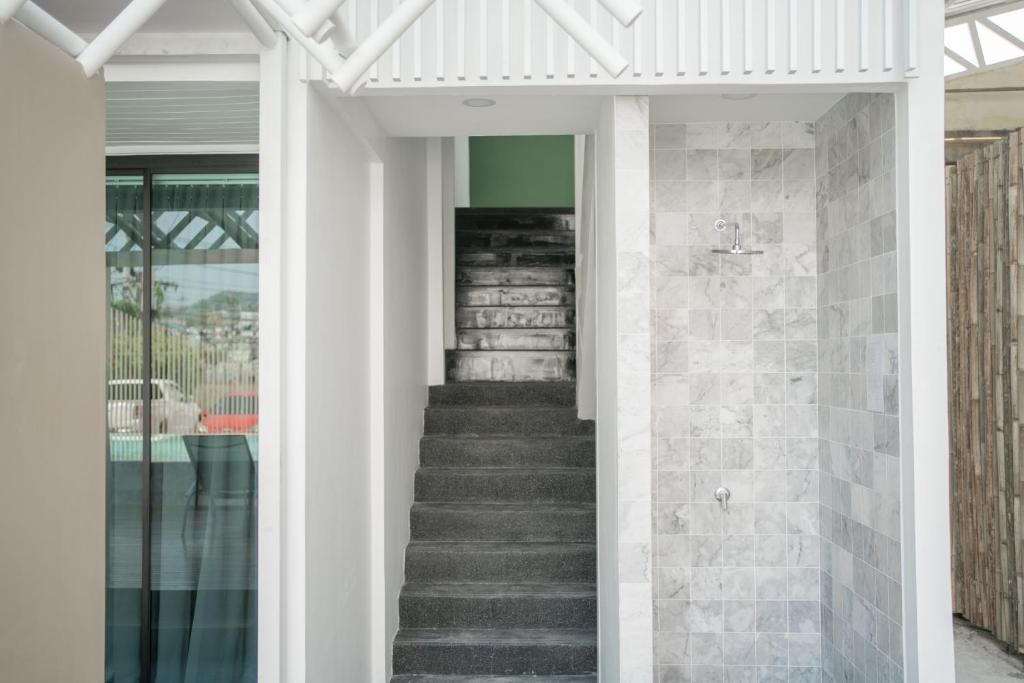 Fotografie z fotogalerie ubytování Yanud Residence ve městě Phuket