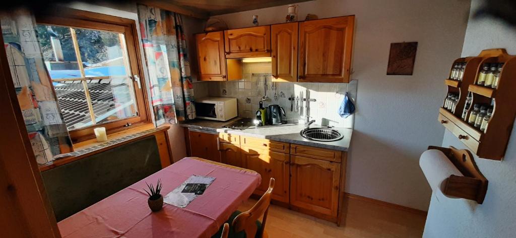 Kuchyňa alebo kuchynka v ubytovaní Hochleiten-Gut