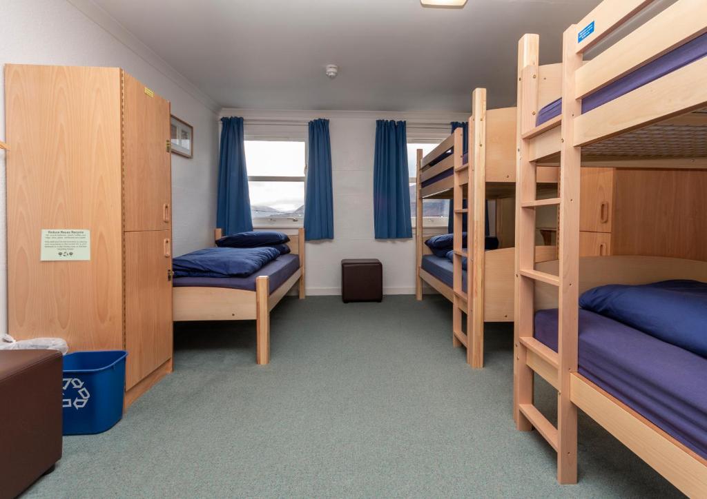Voodi või voodid majutusasutuse Ullapool Youth Hostel toas