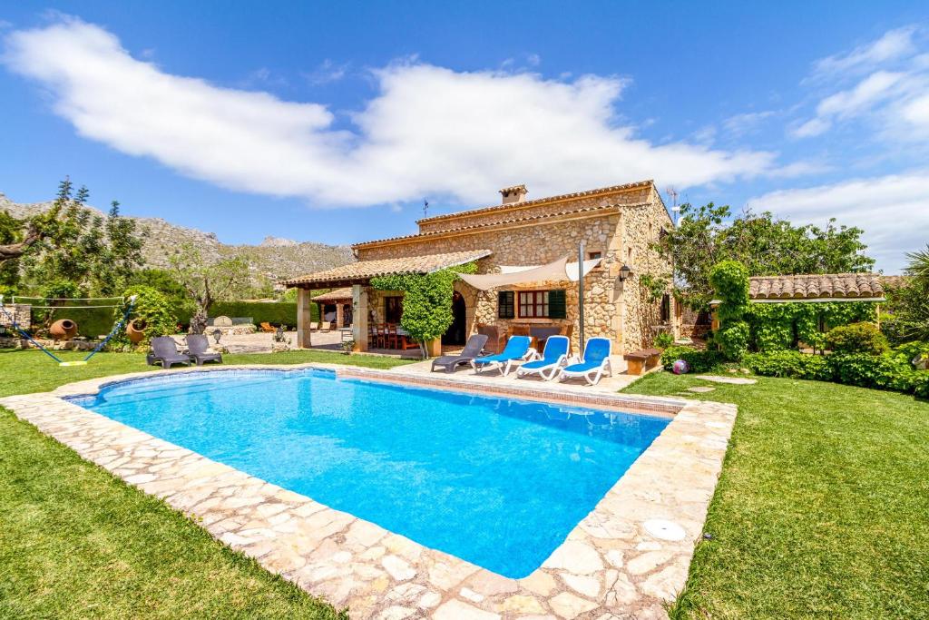 Villa SERGI