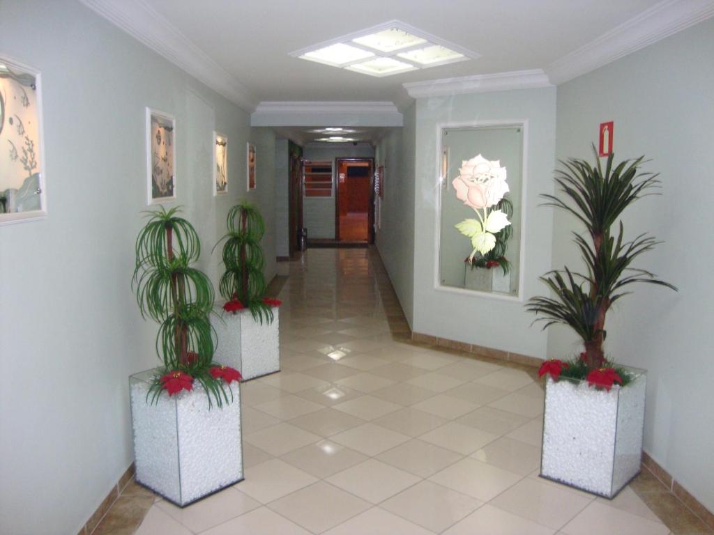  APARTAMENTO Vl GUILHERMINA 90 METROS DA PRAIA - AR CONDICIONADO !! !!!